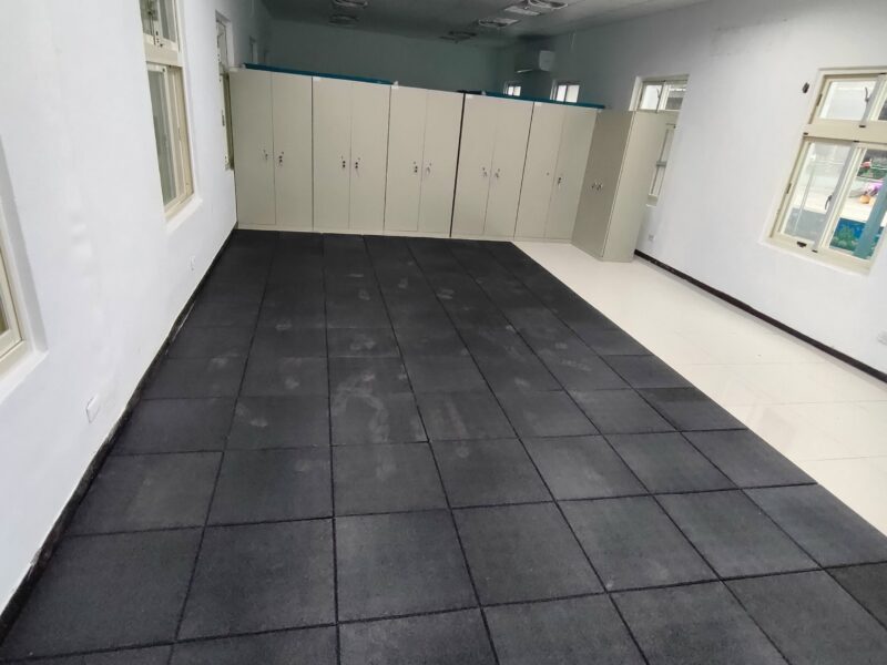 懸浮運動地板及運動合成橡膠地墊或一般地面修繕